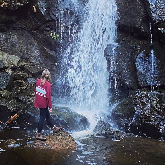 Meet your Posher, Yoni - Picture 1 of 1